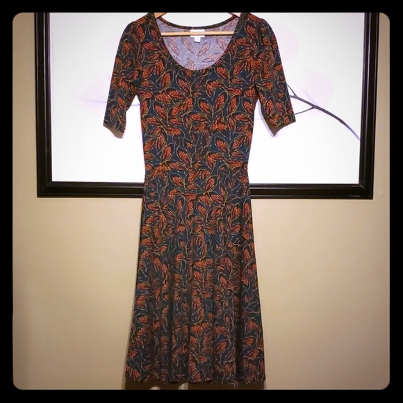 Lularoe Nicole dress EUC - Picture 1 of 5